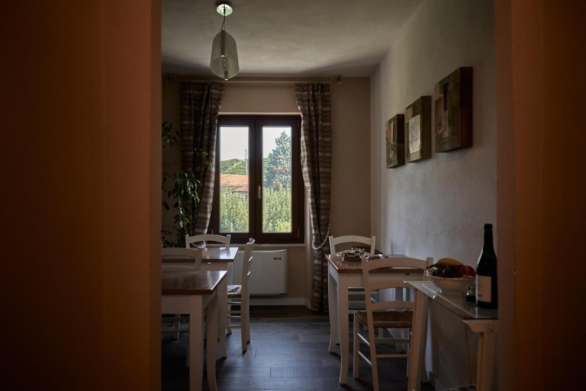 Casa Remussi Hotel Treiso Kültér fotó