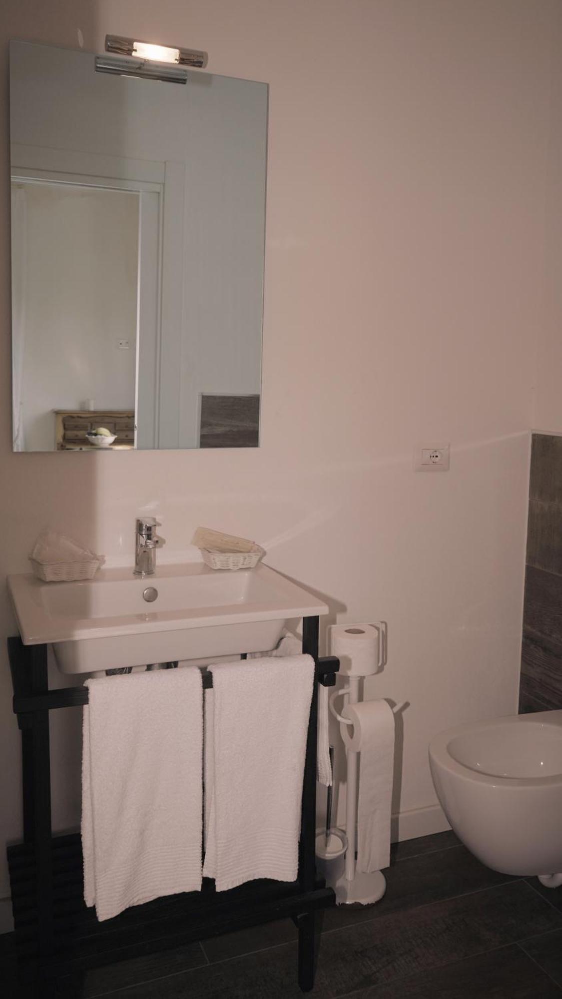 Casa Remussi Hotel Treiso Kültér fotó